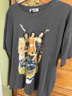 New daydreamers spice girls size small